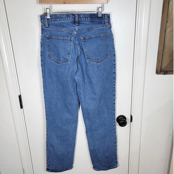 Abercrombie & Fitch The 90's Straight Ultra High Rise Size 29/8R Distressed - Picture 8 of 8